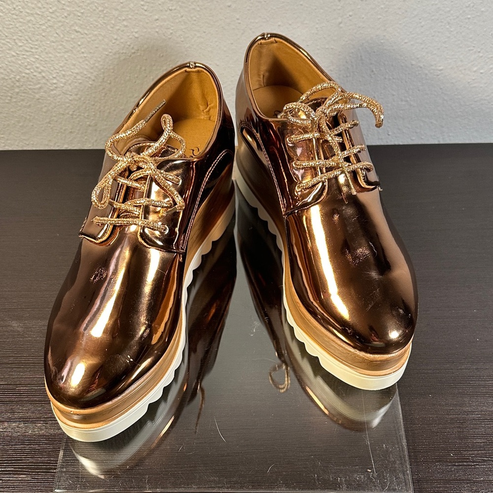 Metallic Gold Women’s Dress Shoes
